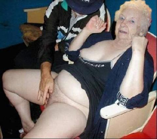 Fat Old Granny Sex - Fickboard.com - Free Granny Sex Forum - Granny Message Board